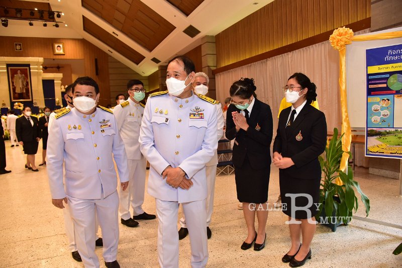 20211013 laying-a-wreath-157.JPG